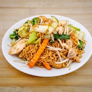 Singapore Noodles ( Chow Mein)